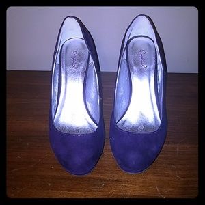 Purple suede wedges